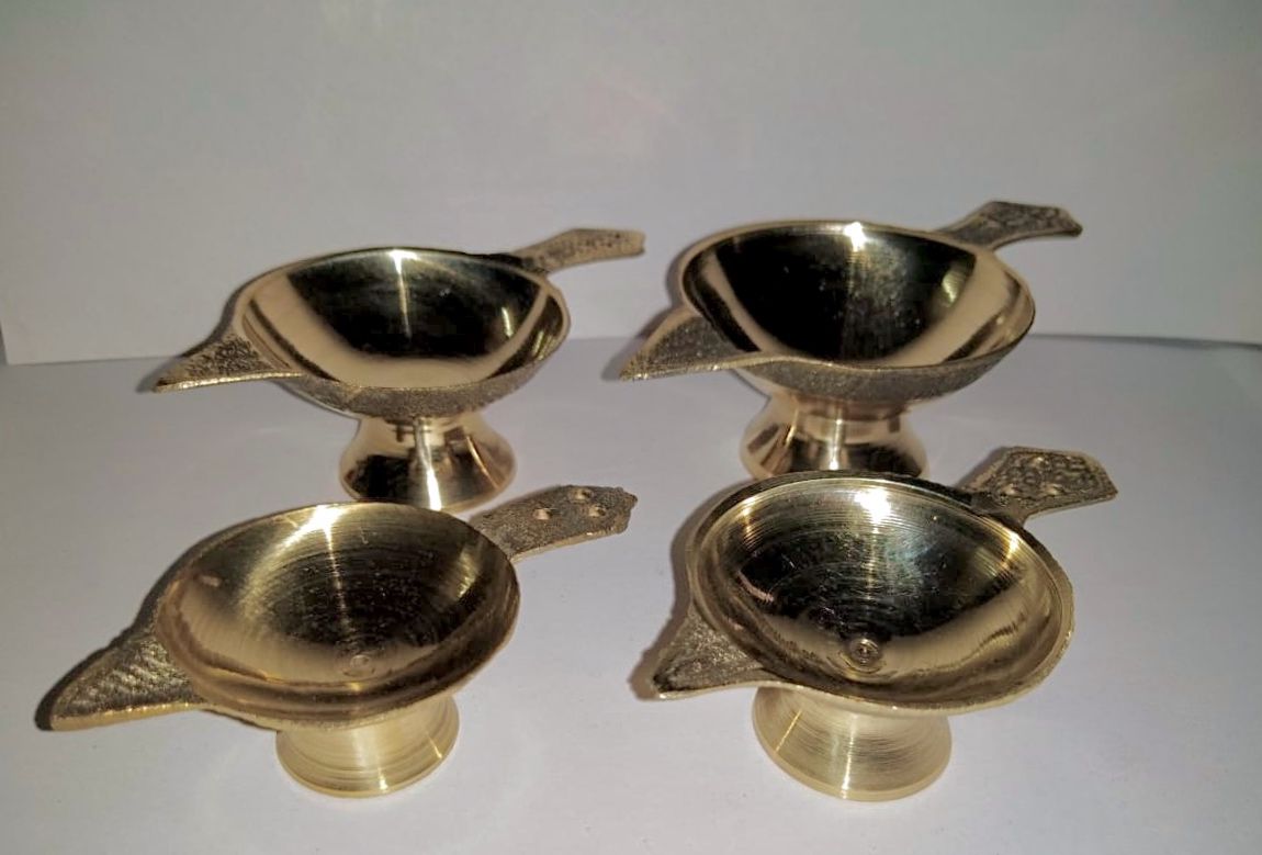 Pure Brass Choupala Chamukh & Big Akhand Laxmi Deepak Pital Diya