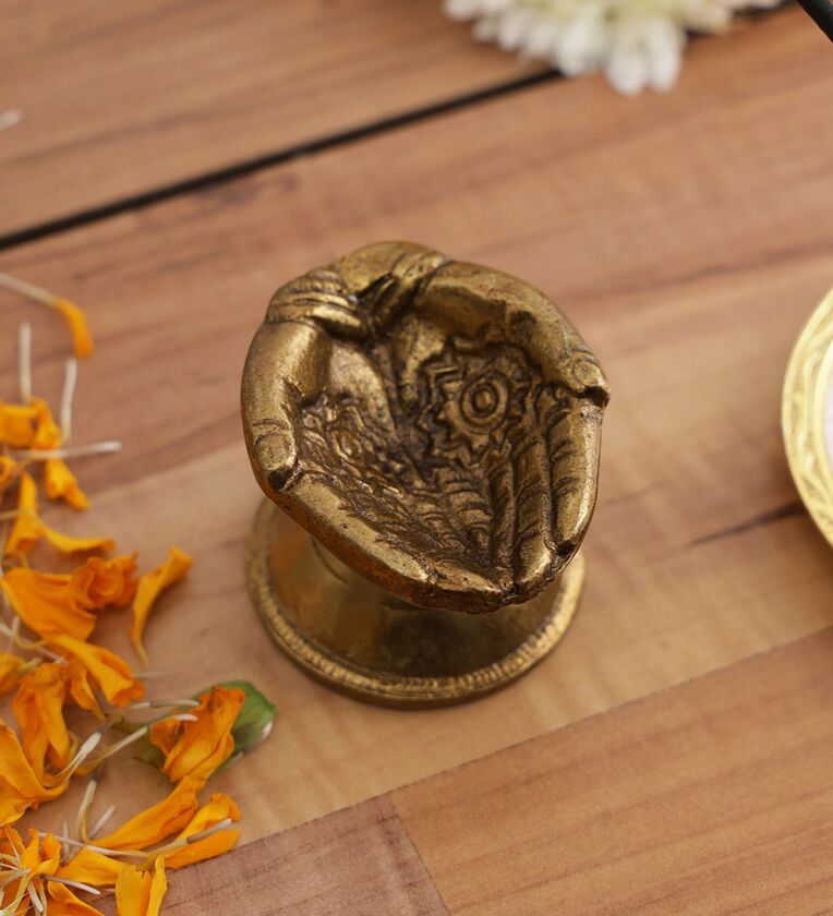 Hand Shaped Diya - Set of 2